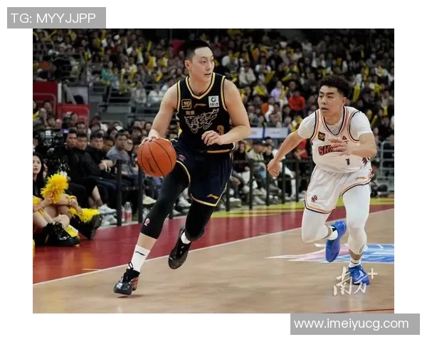 CBA精彩回放广东队与上海队激烈对决全场录像分析与精彩瞬间分享